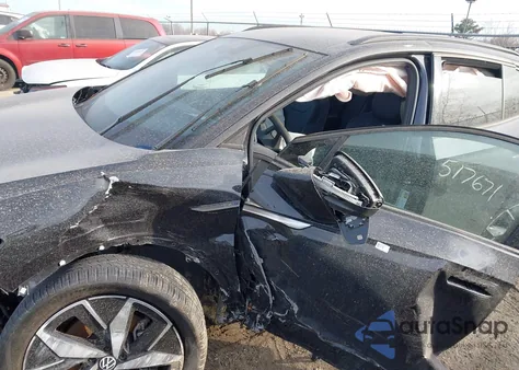 2023 Volkswagen Id.4 S z USA, uszkodzony, nr VIN 1V25MPE88PC017640